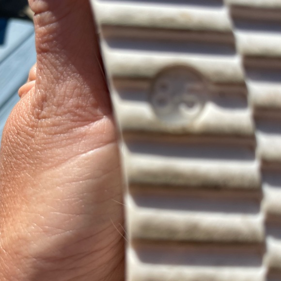 Naughty Monkey slide sandals Excellent used condition! 8.5 worn only 2 times. - Picture 12 of 13